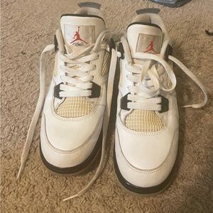Air Jordan 4 White Cement